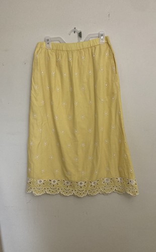 Old navy butter yellow eyelet - navy,